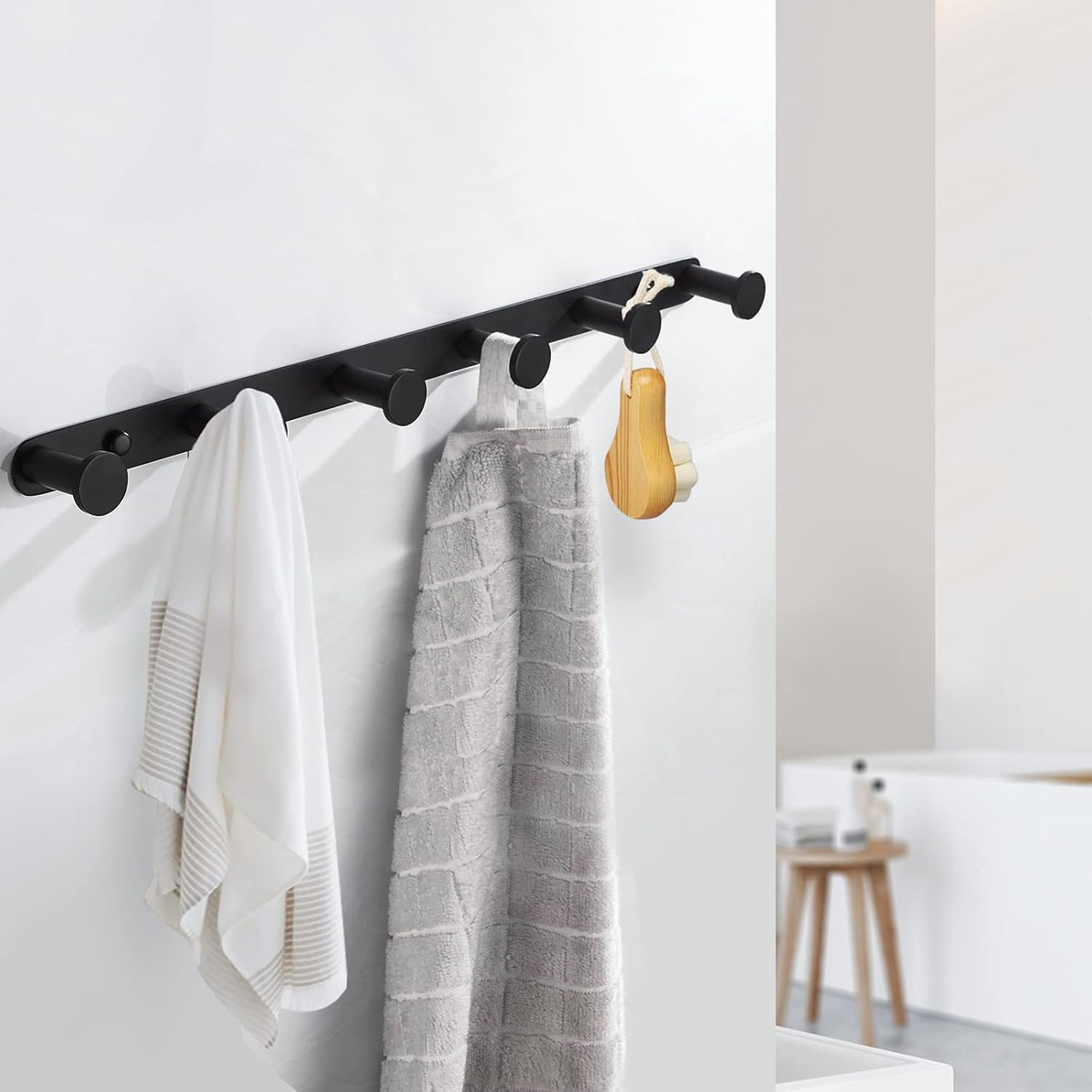 BigBig Home Black Towel Hook, Bathroom Wall Hook Rack with 6 Hooks Matte Bedroom Coat Hook Kitchen Robe Hanger Wall Mount