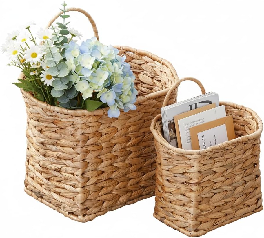 Coeusy Wicker Hanging Basket,Woven Hanging Wall Basket for Organizing and Decor,Natural Water Hyacinth Wall Mounted Storage Baskets for Farmhouse Home,Door,Entryway,Flower,Mail,Plant,Set of 2