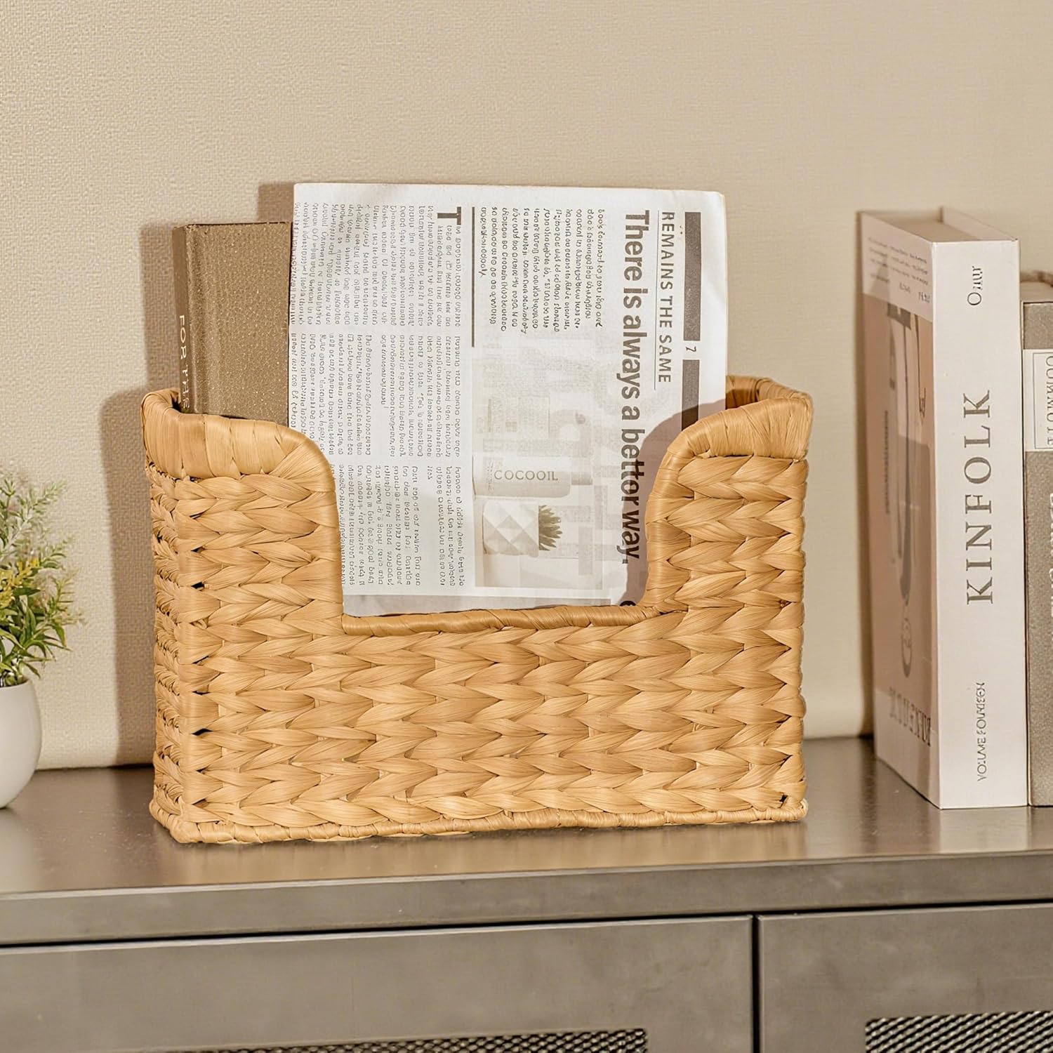 Magazine Holder Wall Basket Water Hyacinth Woven Mail Organizer, Wicker Wall Hanging Baskets for Magazines, Letters & Storage Decorative Mail Holder, Magazine Rack, Hanging Basket 11.8x4.3x7.9 Inch